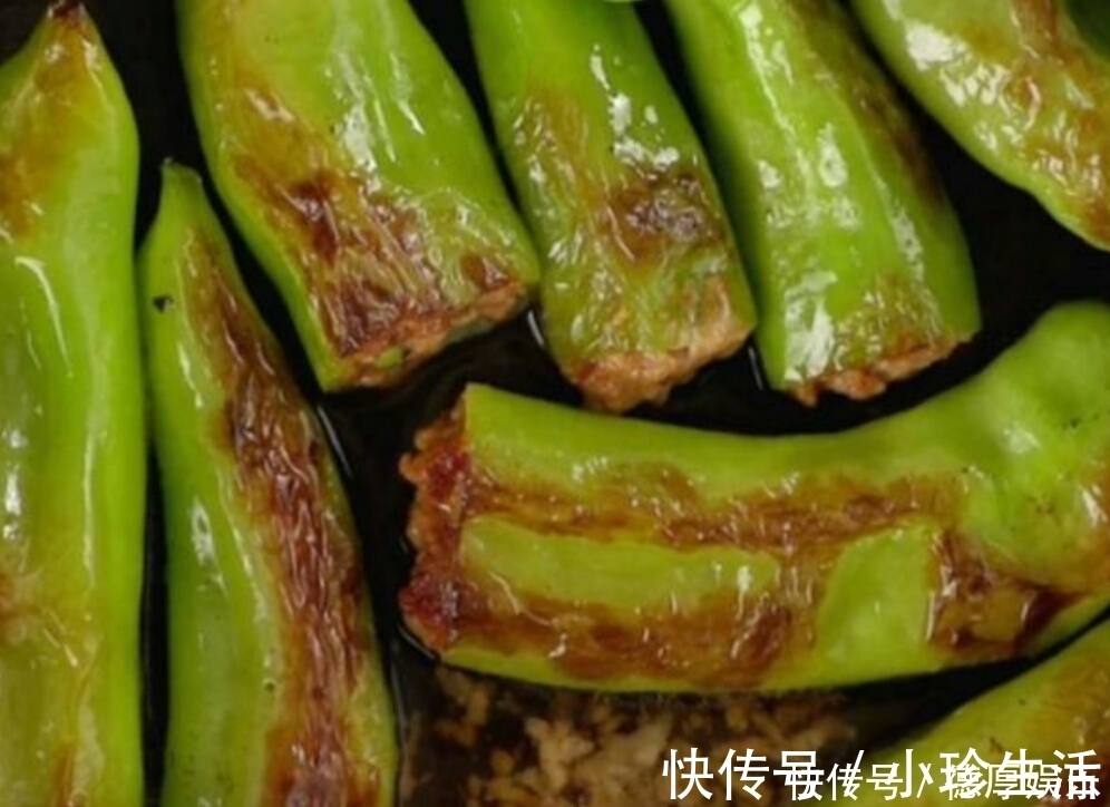 青椒皮|一道百吃不腻的家常菜，色香味俱全，用来招待客人也非常的好