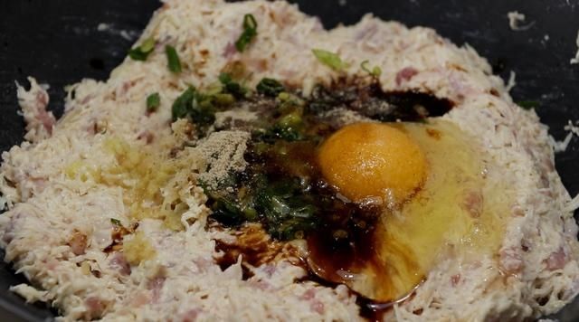 冬季，遇到这芋头别手软，教你最好吃的做法，外酥里嫩