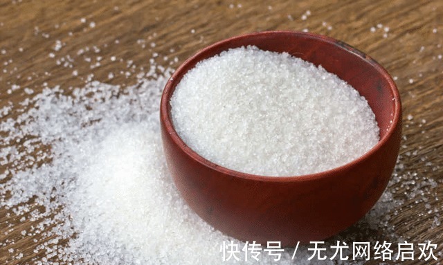 身高|2种调料“悄悄偷走”娃身高,积食发育难,很多家长还在喂