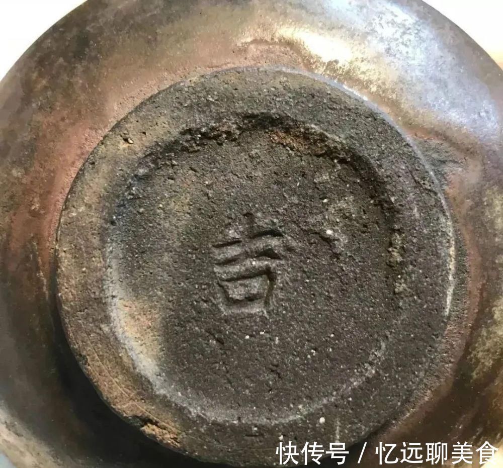 龙泉窑#宋代瓷器“款识”大全,喜欢瓷器的一定要了解!