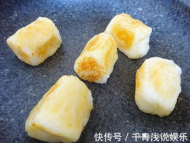 香蕉块|糯米香蕉卷,10分钟上桌,软糯糯甜丝丝,连吃也不腻