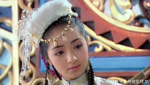 香妃|古代美丽的香妃,到底是怎么死的,难道真的是被赐死的吗