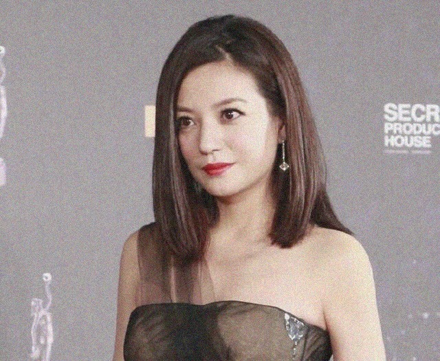 冻龄发型 女人别傻傻去剪发,今年流行这几款冻龄发型,尤其第4款,美爆了