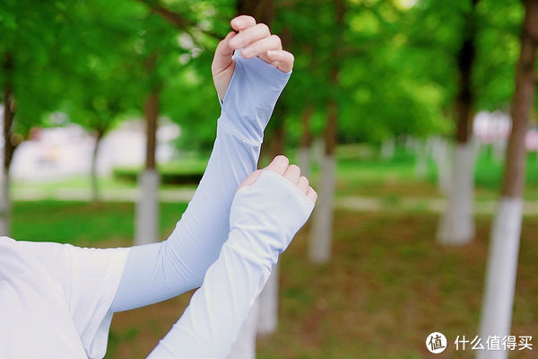 冰袖|防晒的同时还能有凉感？真人实测3款蕉内冷防晒装备，用科学数据给你答案！