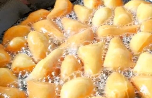 保鲜膜|1碗面粉,2个鸡蛋,不蒸不煮,5分钟做一个大锅,比面包香