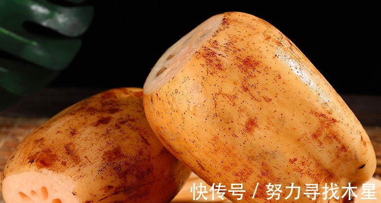 贴秋膘|买莲藕，怎样区分“脆”和“粉”藕农教你2个技巧，保准错不了！