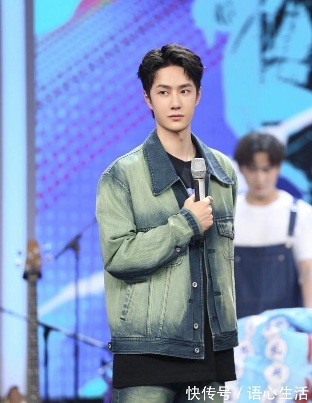 王一博又帶朋友做客《天天向上》，衣服和燈光成了亮點(diǎn)