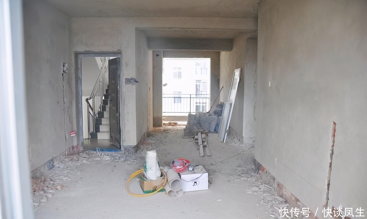 客餐厅|这才是真正的“穷装”，全屋装修只花了8万，效果却比十几万的好