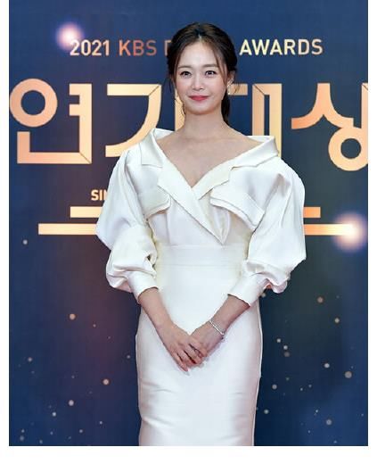 Running Man最新资讯：RM全员检测阴性！全昭旻脚骨折缺席录制！梁世灿动态相关！