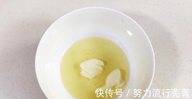 搅拌均匀|酥到掉渣的椰蓉酥饼,一口香酥,两口满足!