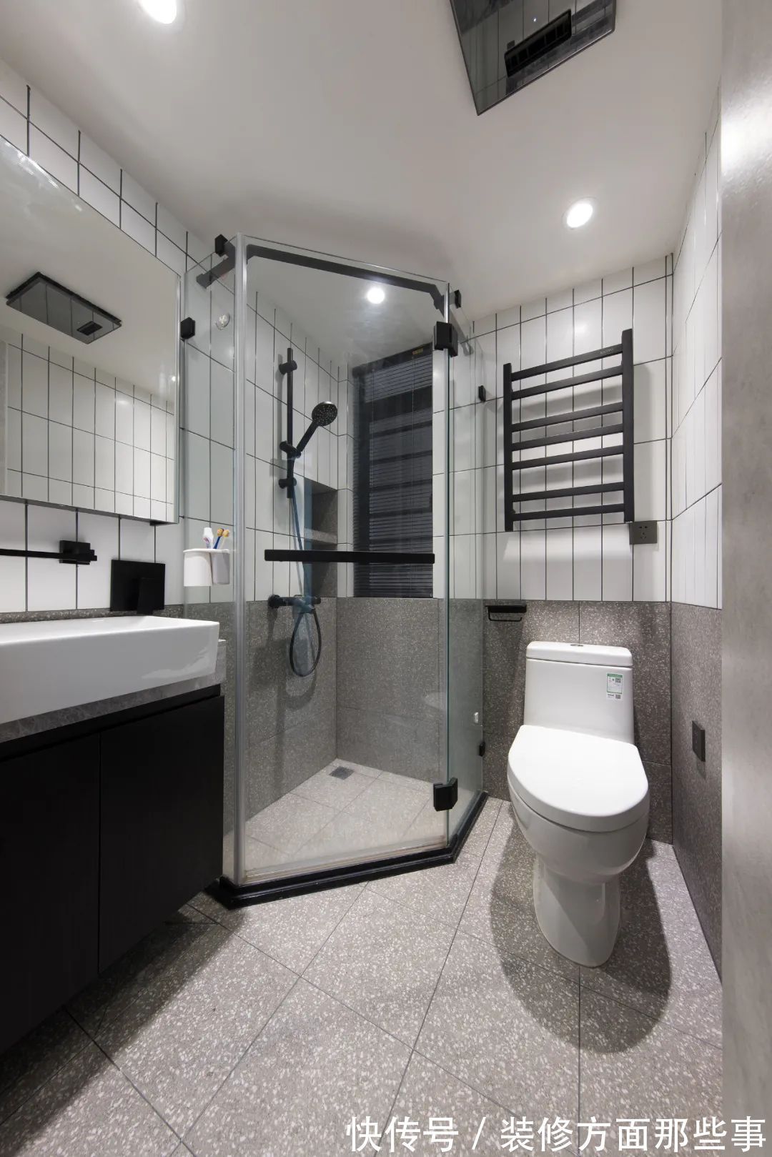 榻榻米床|房子不需要太大,有套这样的45㎡单身公寓,一个人住不要太舒服!