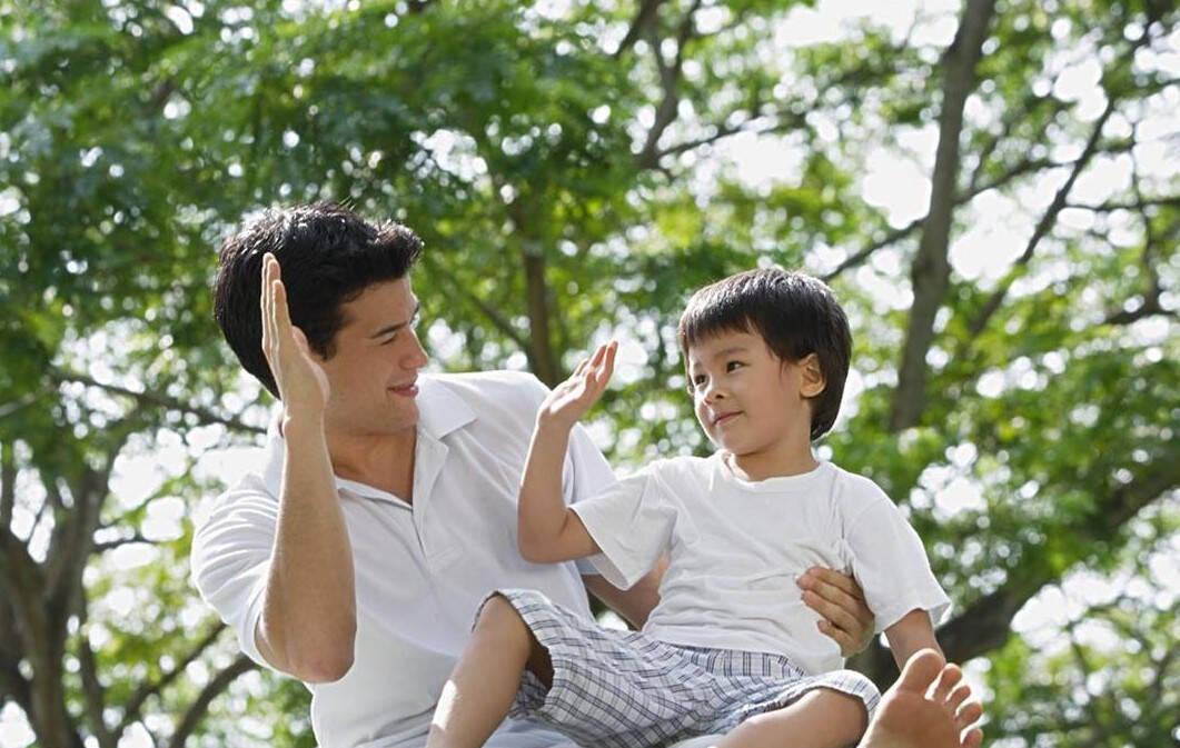 孝顺|30年后,4种父母不仅活的辛苦,还没人同情,儿女都不愿待在身边