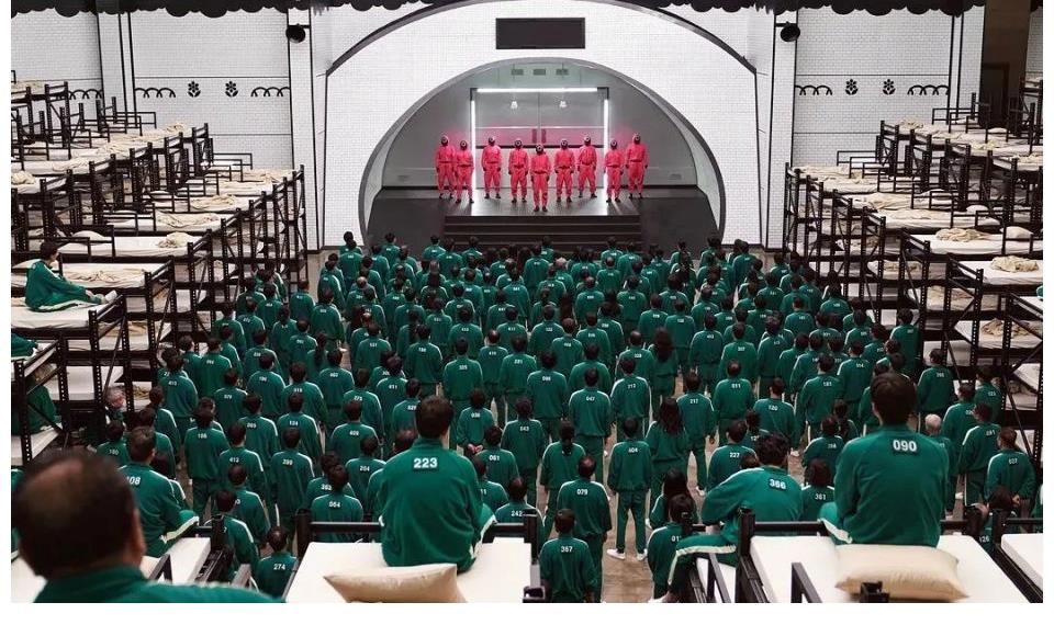 游戏|《鱿鱼游戏》 童真外衣里的暴力游戏