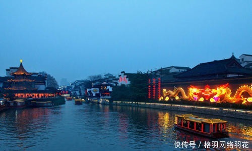 堪称|杜牧夜宿秦淮河,写下一首怀古诗,只有28字,堪称千古绝唱