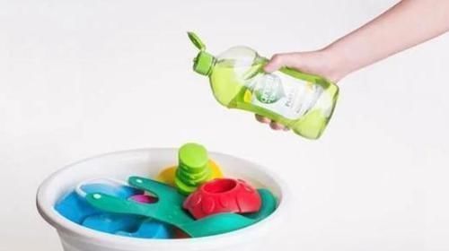 男孩|5岁男孩哭闹说“屁屁痒”,宝妈脱下裤子后吓晕,发现有什么在动