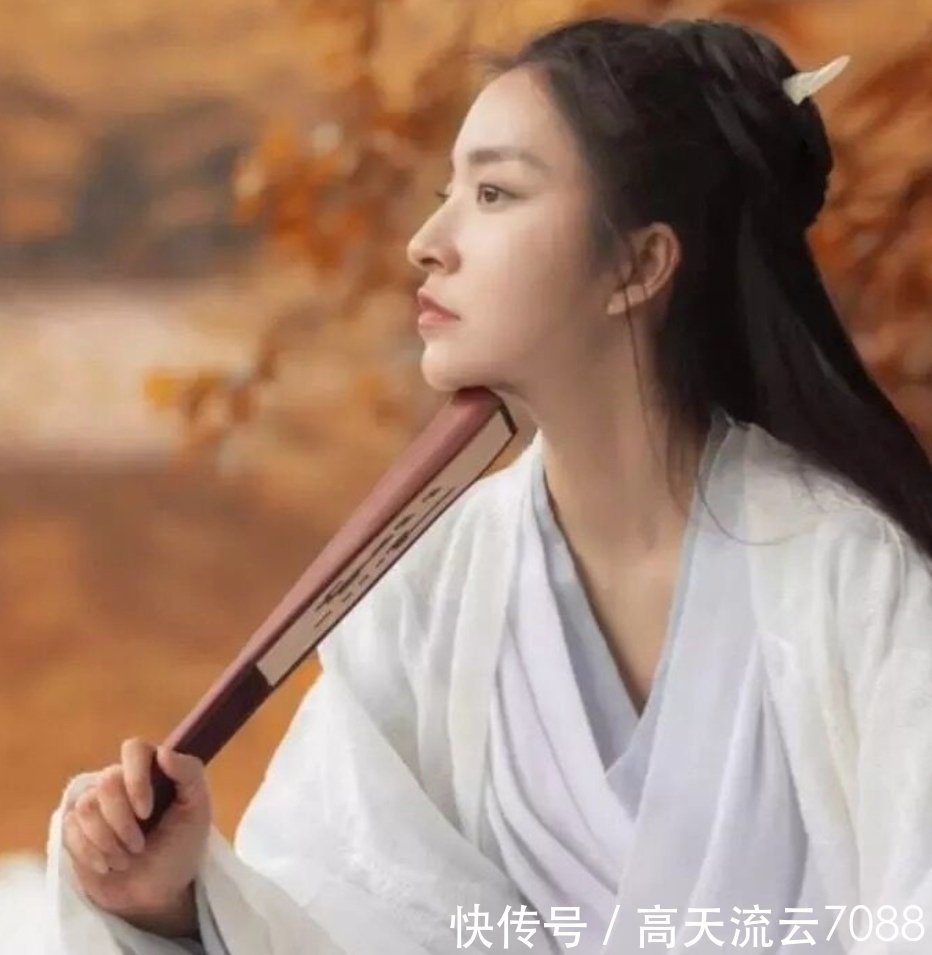 半世红尘@七绝《半世红尘醉梦谁》