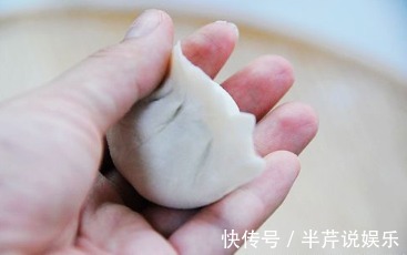 此种饺子馅还第一次见,比韭菜鸡蛋好吃N倍,孩子一次吃了两大盘