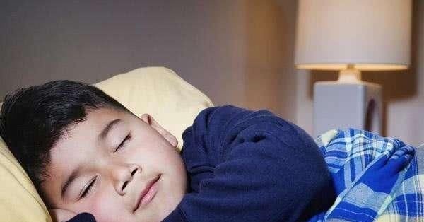 长度|孩子4个部位的长度长于同龄孩子,恭喜家长你孩子未来是大高个