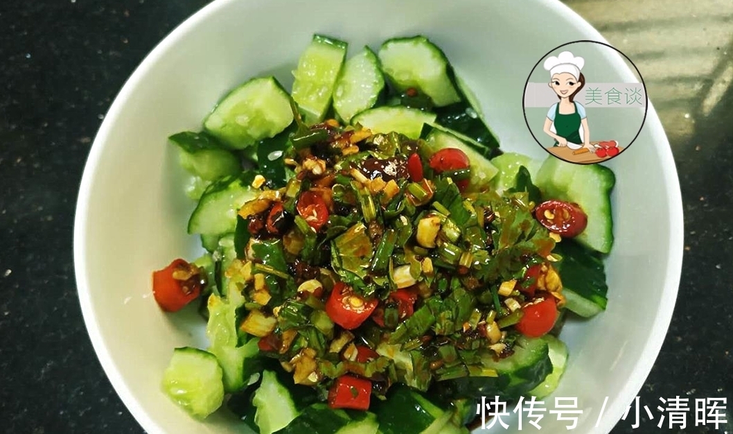 汤汁|夏天就馋黄瓜此吃法,拌一拌3分钟做好,上桌汤汁一滴不剩!特香