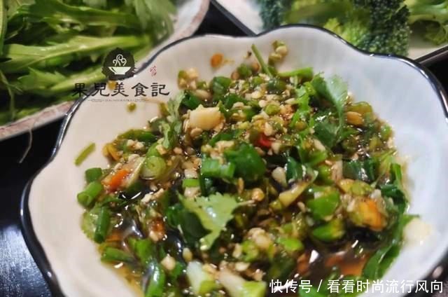 天冷炖羊肉,直接下锅炖就“废”了,记住3点,汤鲜味美,无膻味