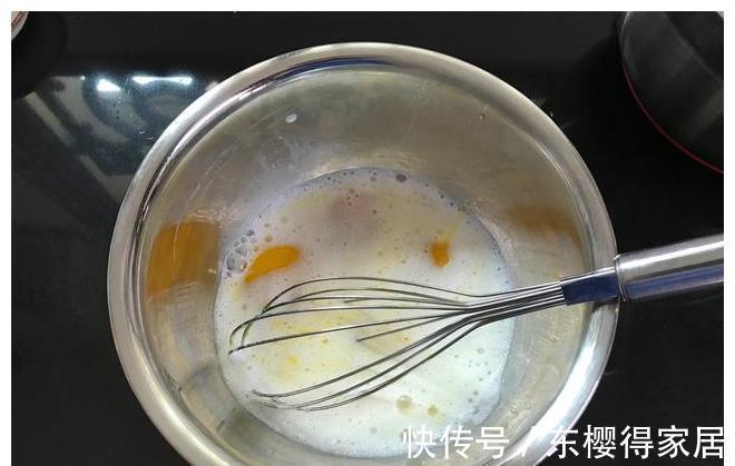 糯米粉新吃法,加4个鸡蛋,简单一做,外酥里糯,蓬松暄软超好吃