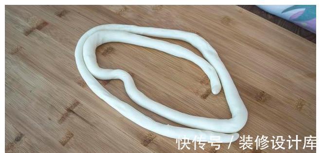 面团|在家自制网红“一根面”,分享两个秘诀给你,一根面扯3米都不断