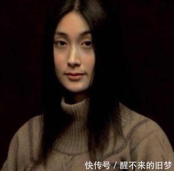 冷军#冷军画“蒙娜丽莎的微笑”草图都卖了186万?放大25倍后见证奇迹