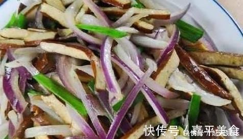 香干|洋葱和它“天生一对”，不吃肉也要吃它，帮你清血管防血栓