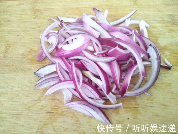 这道菜|白菜萝卜靠边站,它才是“菜王”,2块钱1斤,常吃清垃圾抗衰老