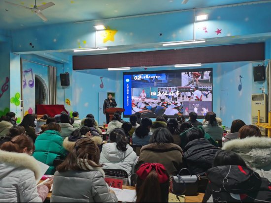  奉献|唱响爱岗敬业歌 弘扬乐奉献师魂