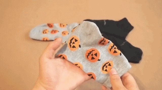 帆布鞋 新买的鞋子不合脚怎么办鞋子太小,一个塑料袋,就能变合脚