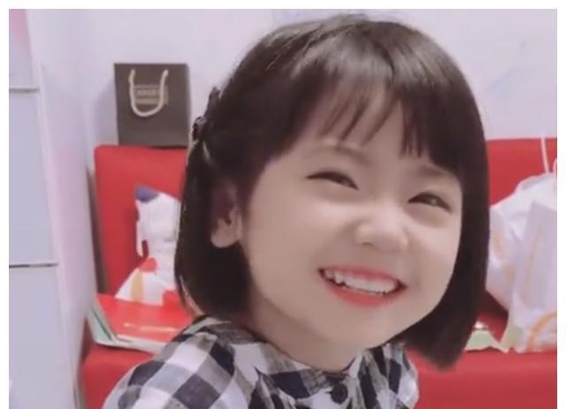 小棉袄|上海一萌娃告诉妈妈班里男孩说想跟她结婚,一脸认真的样子太可爱