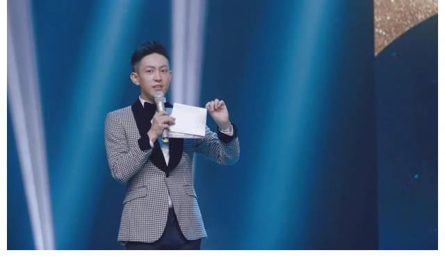 211院校毕业，24岁跻身卫视，教授称他“内心敞亮，笑容温暖”