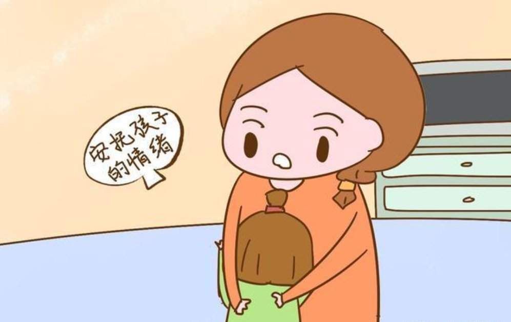 嗯哼遭受“校园暴力”，霍思燕的处理方式获高赞，值得学习