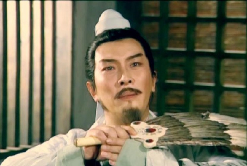 诸葛亮|刘禅继位后曾对诸葛亮说了8个字,让人困惑,诸葛亮究竟姓什么