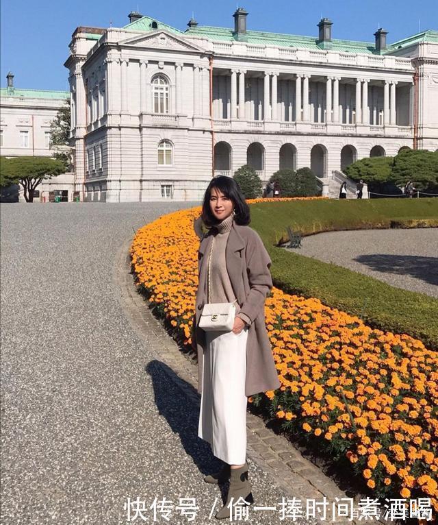 从容|50岁女人穿大衣别太老套！学会这几点，你也能穿得优雅又从容