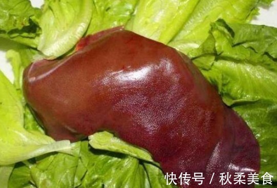 腥味|洗猪肝别用清水，厨师长教你关键3步，干净又鲜嫩，没毒素更放心