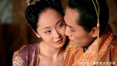 女人|中国历史上年龄比皇帝大，却很得宠的三个女人