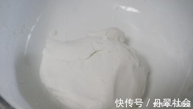 美食|特简单的一道美食，蒸一蒸就出锅，上桌5分钟光盘，百吃不厌