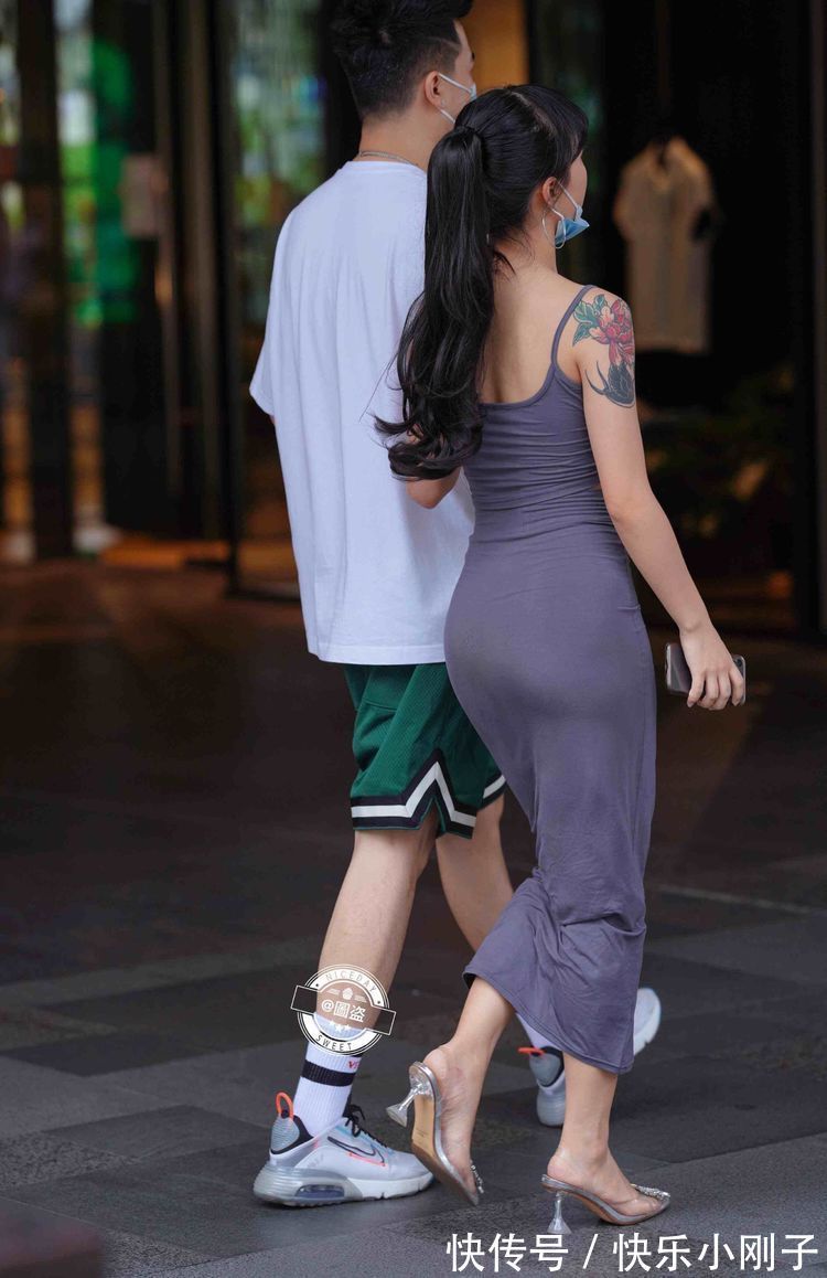 清新 优雅清爽的连衣裙穿搭更有立体感,秀出阳光的气质,清新时尚