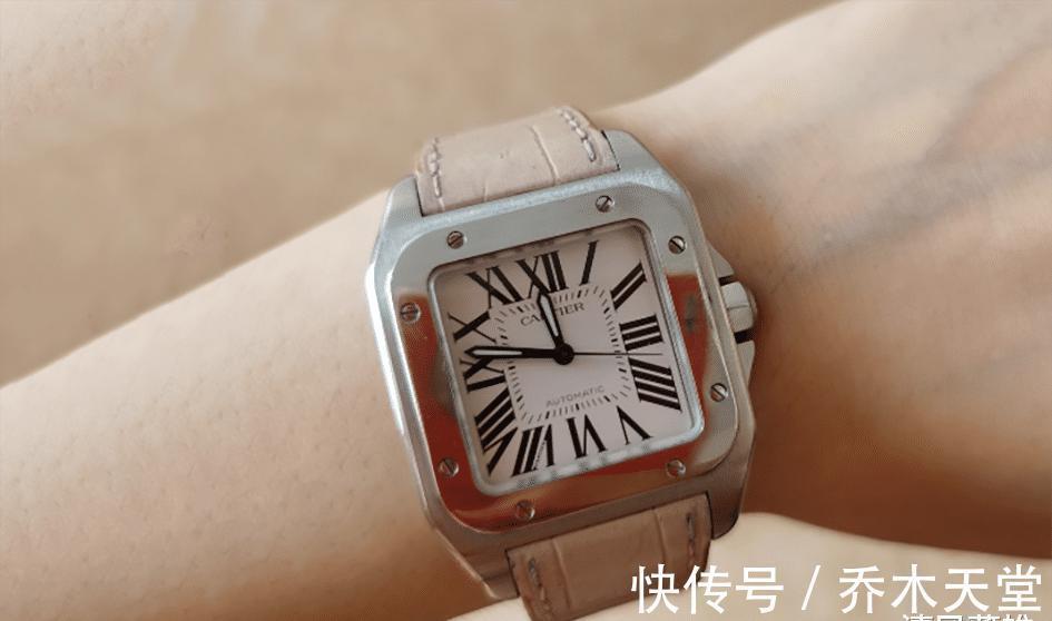 女表|适合三十岁独立女性的配饰,价格差不多的卡地亚山度士和蓝气球,谁更胜一筹