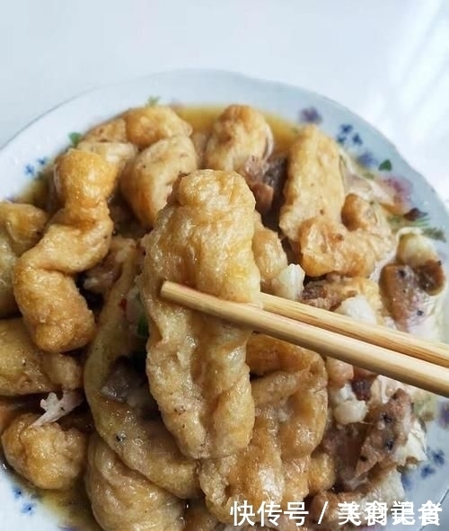 它是天然“黄体酮”,女人要多吃,皮肤粉嫩显年轻,40岁似少女