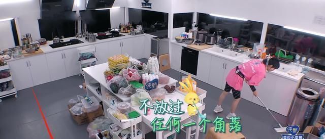 《中餐厅4》赵丽颖被骂冤不冤看看秦海璐的表现,就知道答案了