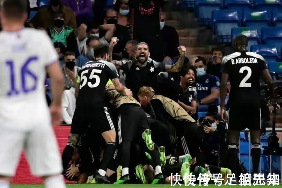 谢里夫|小蚂蚁击溃大象!皇马比2-8的巴萨更丢人,本泽马终究不是C罗!