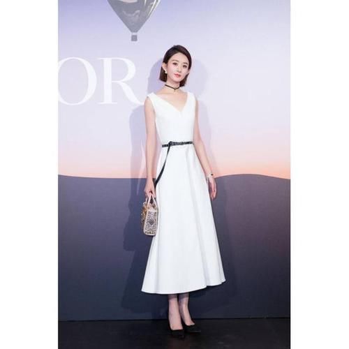 女生拥有这4个特征,颜值都不会低第一点就有,那就是标准美人