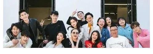 张翰|让人尴尬到脚指头的“社交综艺”，到底在看啥？