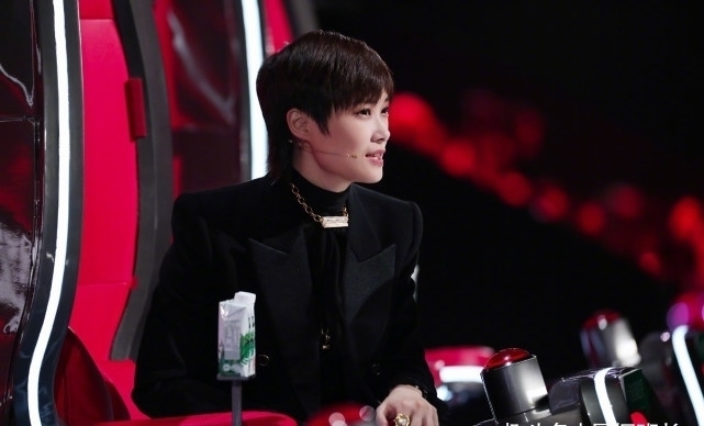 好声音:盲选时拿一手烂牌,把最强的淘汰,如今败了却说后悔了