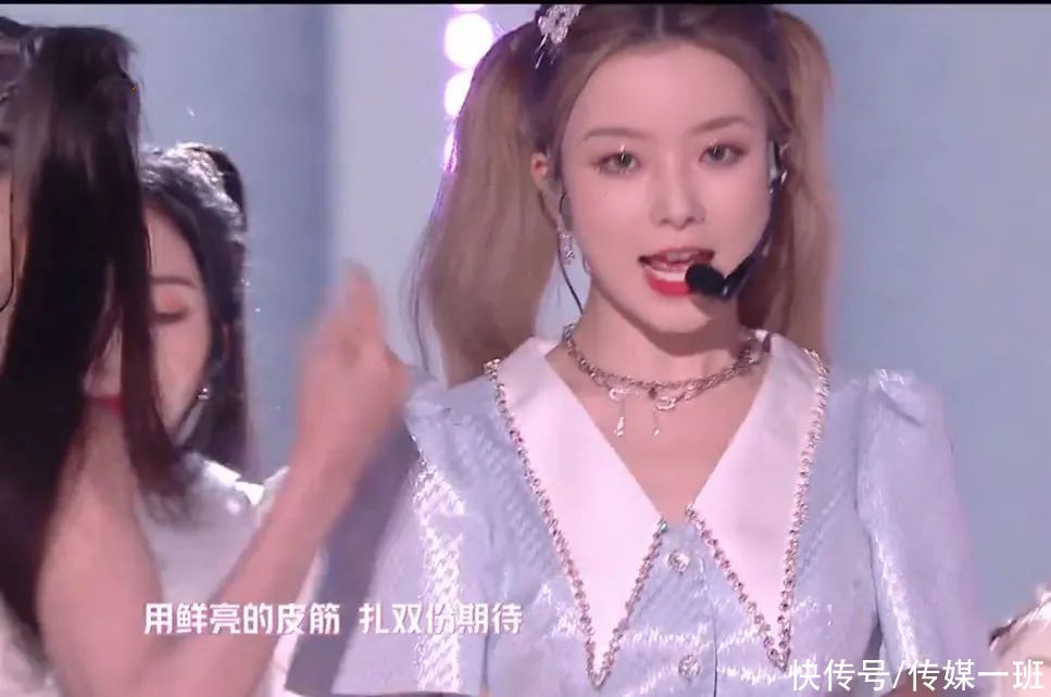 灾难|新潮好物夜晚会再现打光灾难,THE9妆容奇怪,黄明昊脸色暗淡