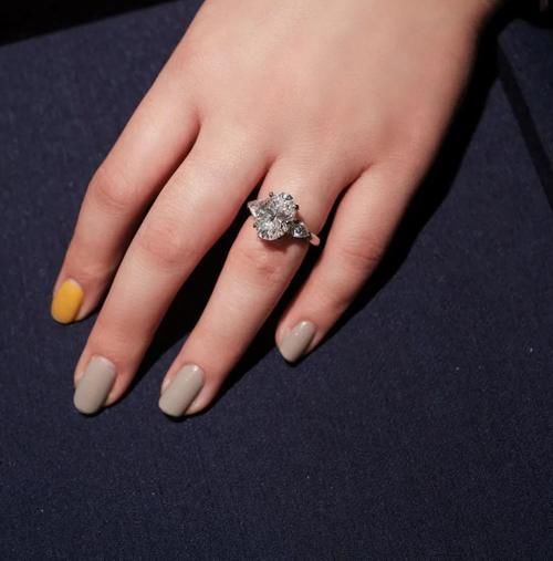 试戴了十只钻戒，分享一下选钻石的经验