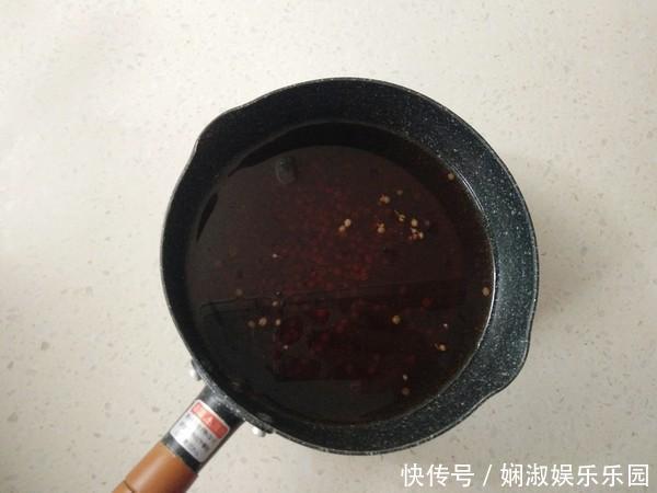 饺子里加什么最香？很多人都不知道，教你1招，保证鲜香多汁